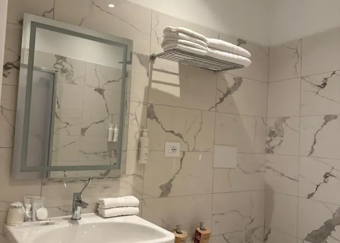 Homa Certosa District ミラノ