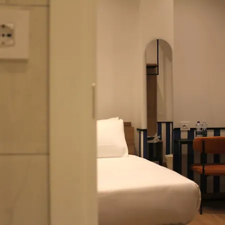 Hotel Homa Certosa District