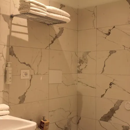 Hotel Homa Certosa District 2*