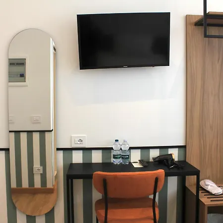 Hotel Homa Certosa District Milan