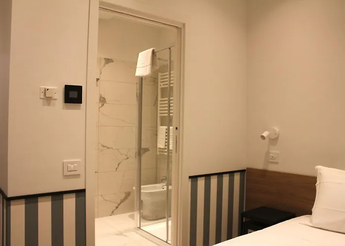 Homa Certosa District 2* Милан